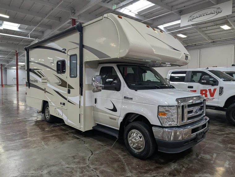 2022 Winnebago Minnie Winnie 22M, photo 1 of 28