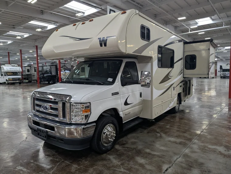 2022 Winnebago Minnie Winnie 22M, photo 3 of 28