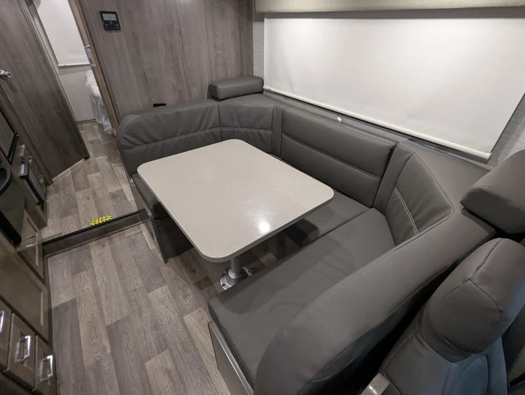 2022 Winnebago Minnie Winnie 22M, photo 9 of 28