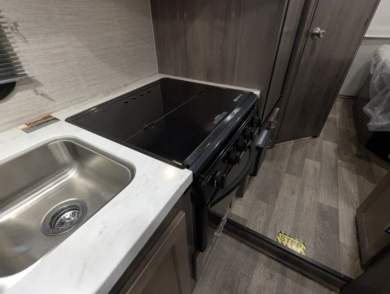 2022 Winnebago Minnie Winnie 22M, photo 16 of 28