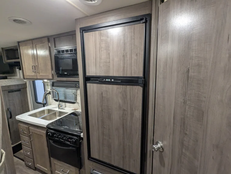 2022 Winnebago Minnie Winnie 22M, photo 23 of 28
