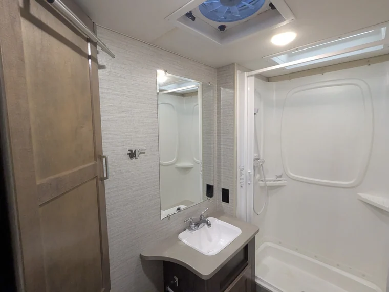 2022 Winnebago Minnie Winnie 22M, photo 25 of 28